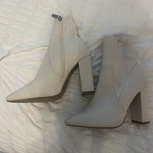 Elegant White Ankle Boots